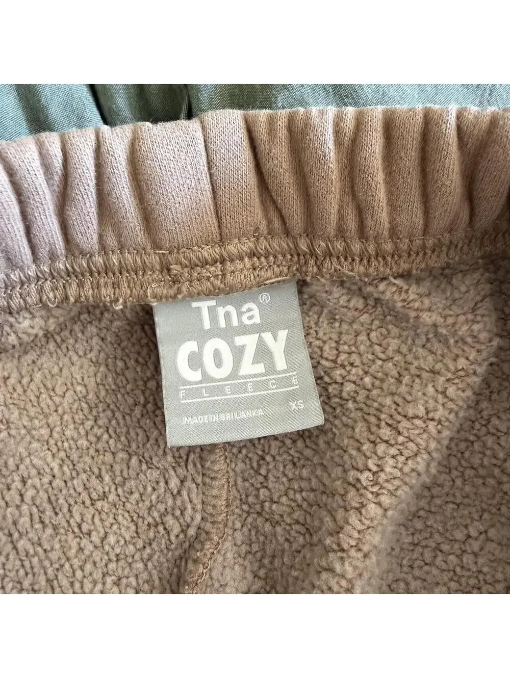 Aritzia Women's Brown and Pink Shorts